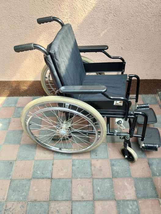 Продаю бу інвалідний візок