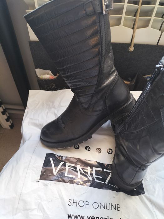 Czarne botki Venezia