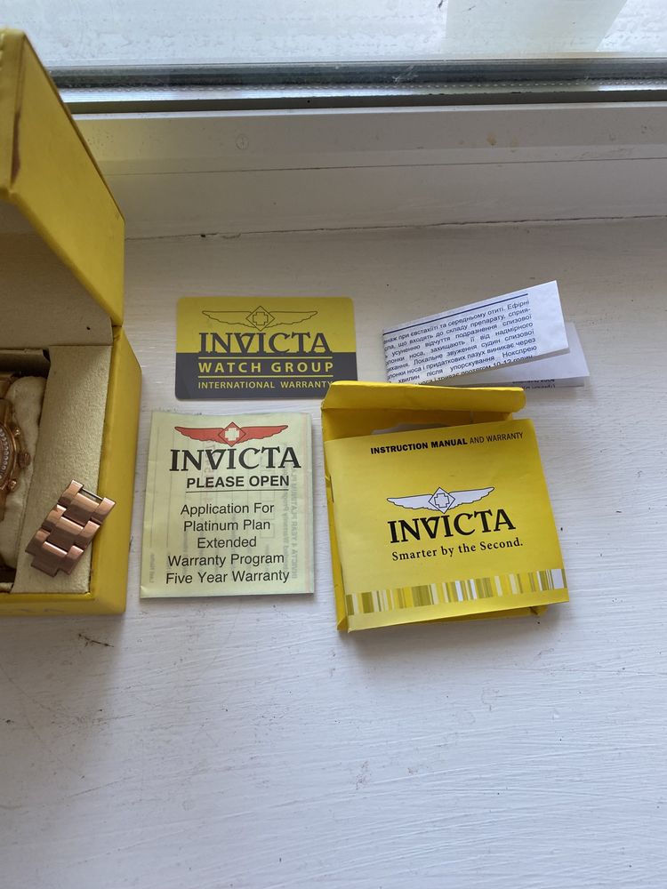 Жіночий годинник invicta