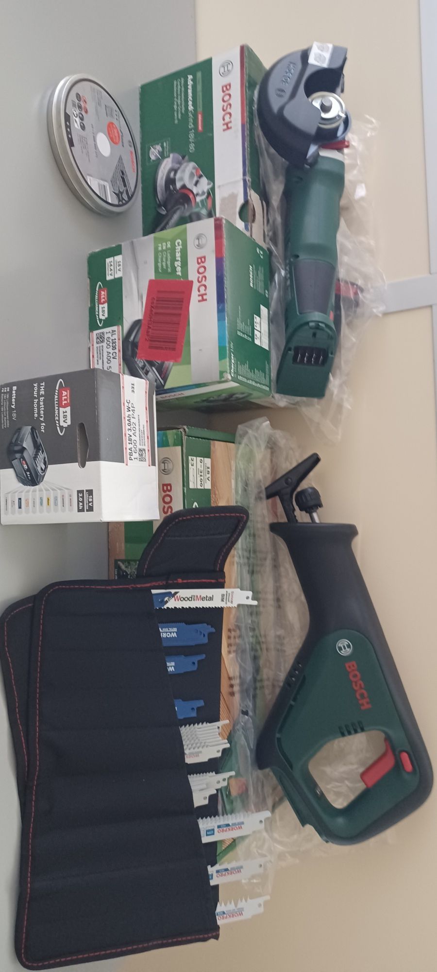 Ferramentas bosch novas