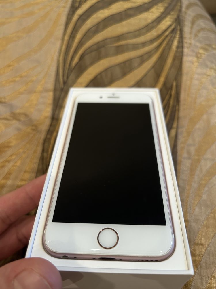 iPhone 6s 16gb gold