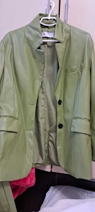 Костюм бешка єко ткань  красивого цвета