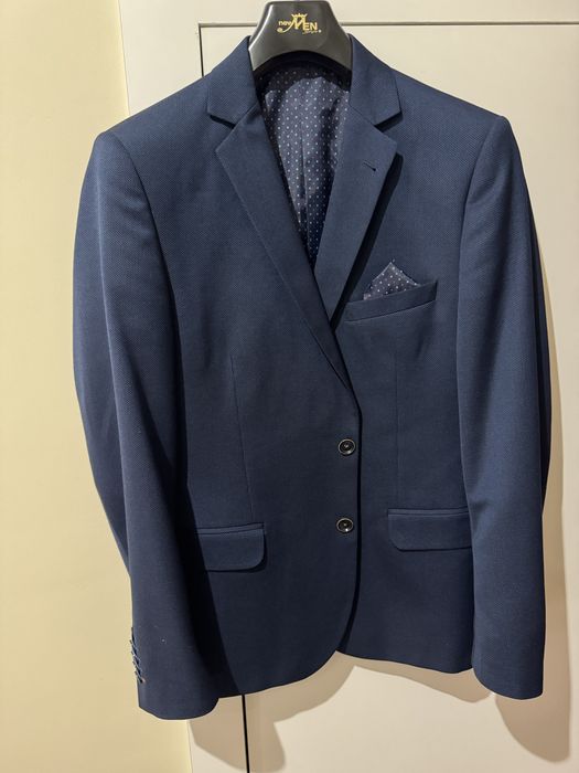 Garnitur młodziezowy