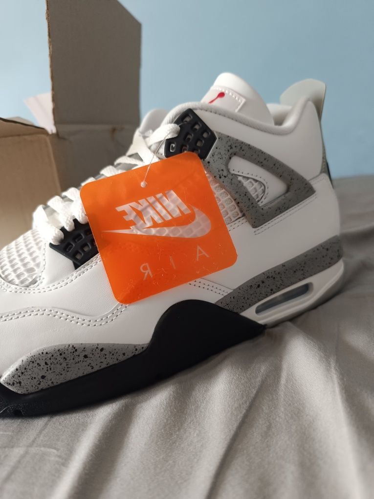 Jordan 4 White Cement limitowana edycja 2025
