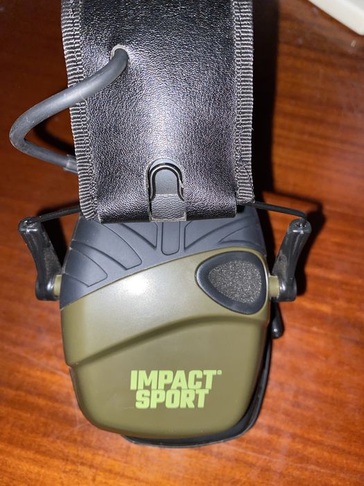 Активные наушники Howard Impact Sport