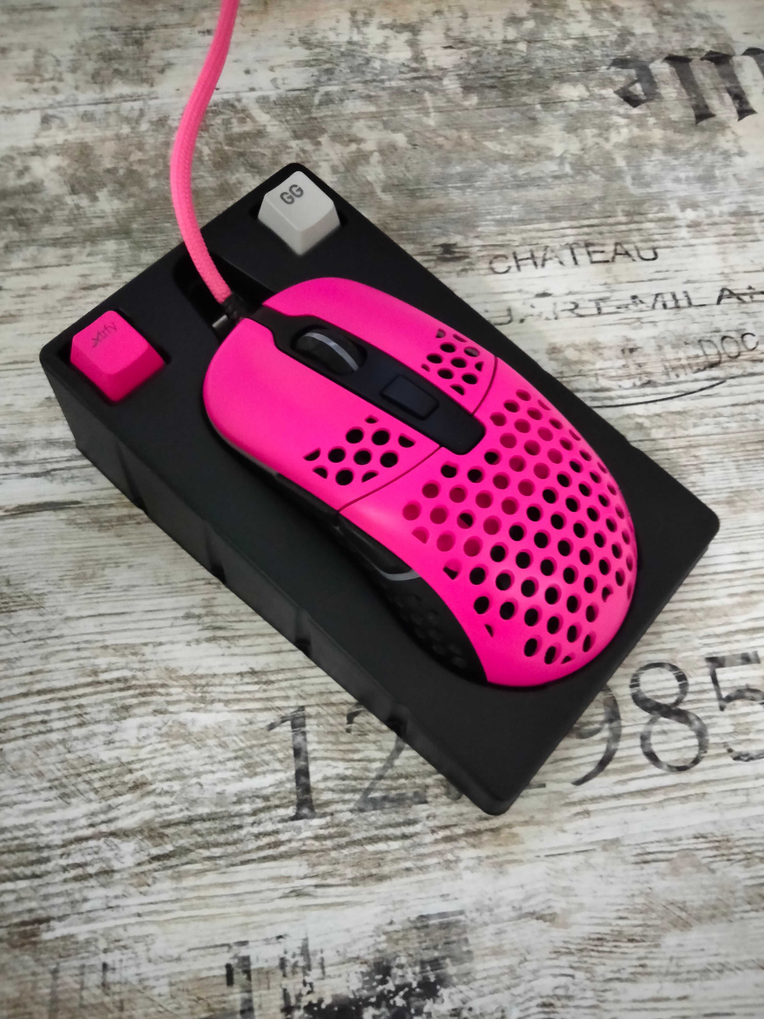 Ігрова мишка Xtrfy m42. Xtrfy m42 RGB Ultra-light gaming mouse