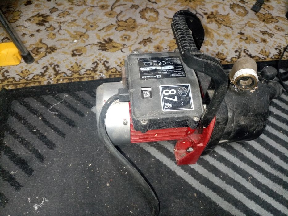 Motor de puxar águas limpas