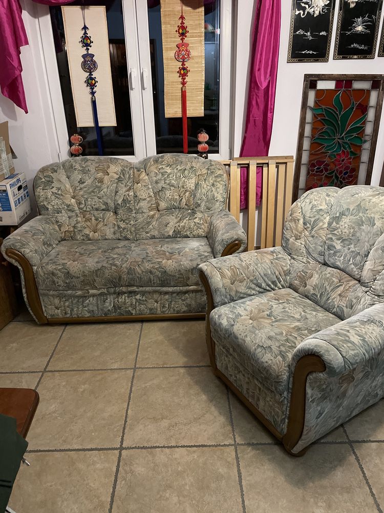 Sofa Komplet wypoczynkowy- plus fotel