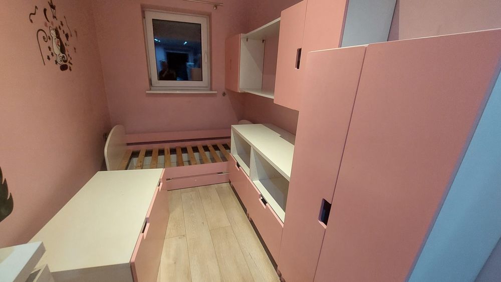 Zestaw mebli dla dziewczynki