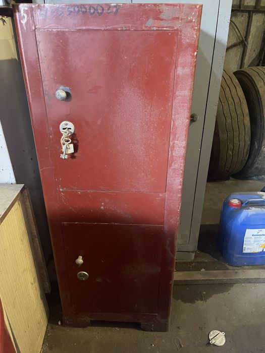 Сейф банківский металевий б/в