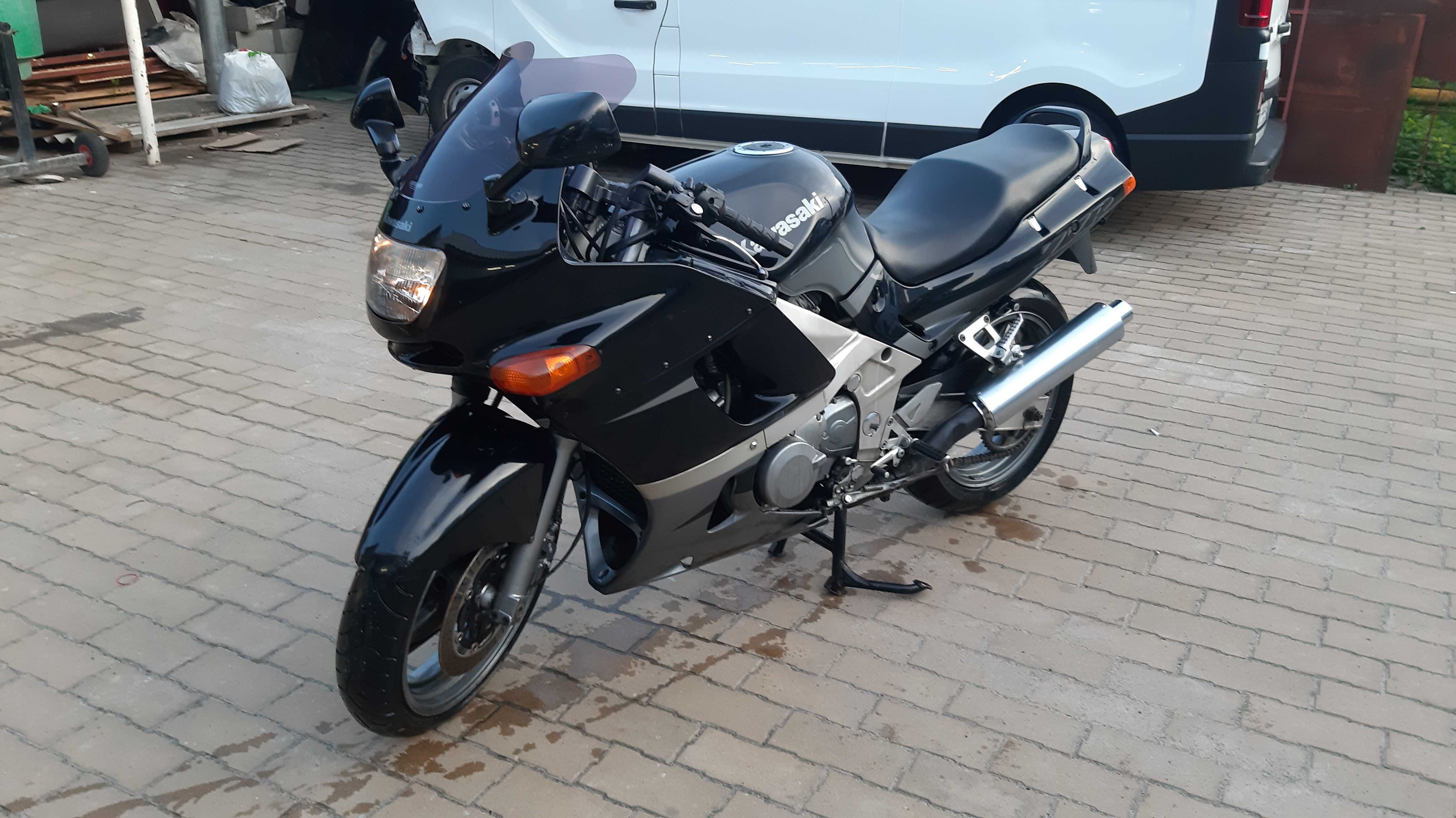 YAMAHA YZF R 6 з Німечини