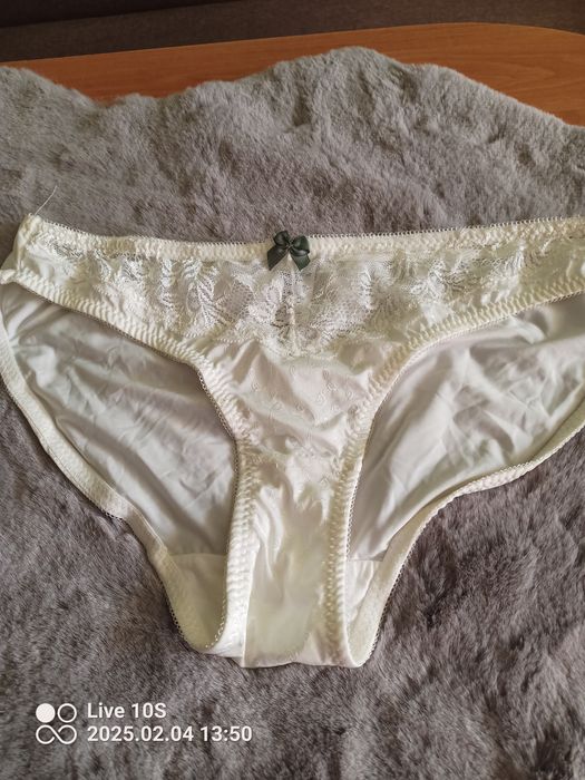 Dwie pary Majtki damskie rozmiar z metki 44/46