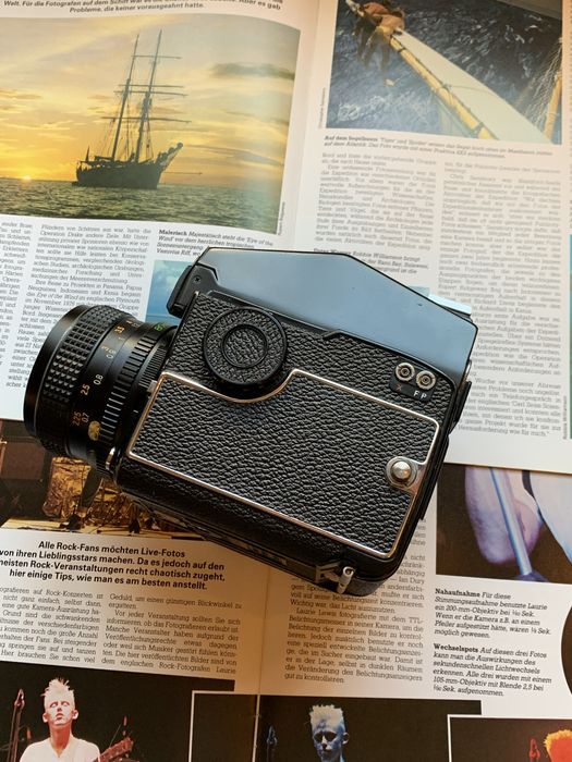Mamiya 645 1000s з обʼєктивом Mamiya-Sekor C 80mm f/2.8