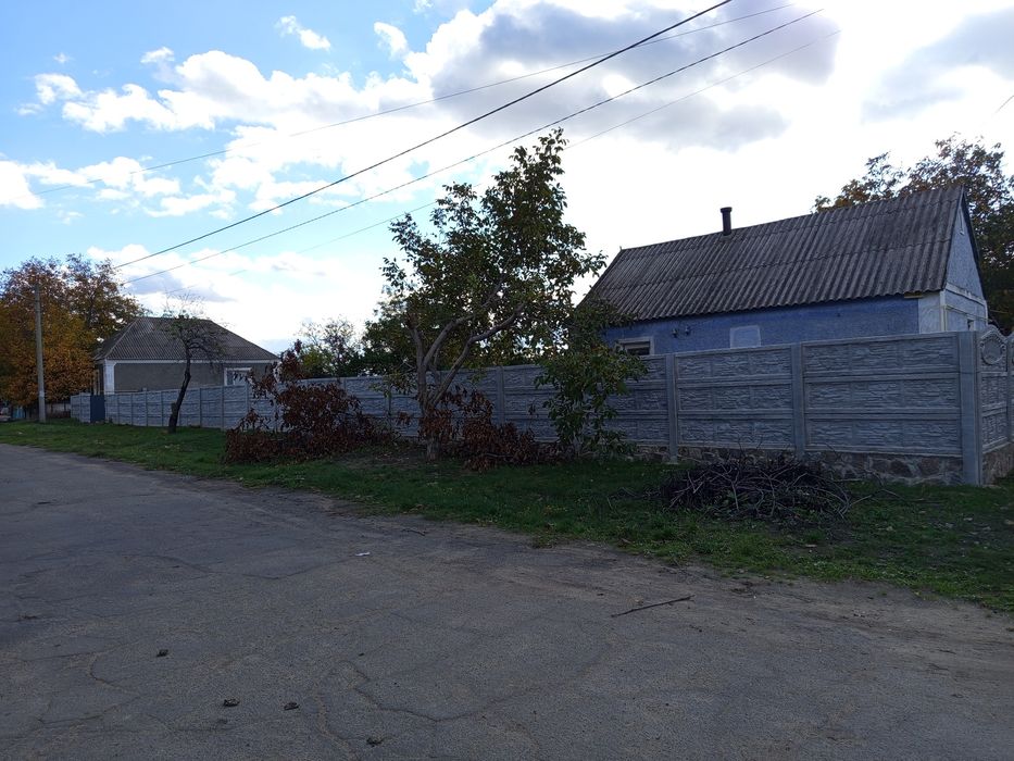 Продам будинок в селі