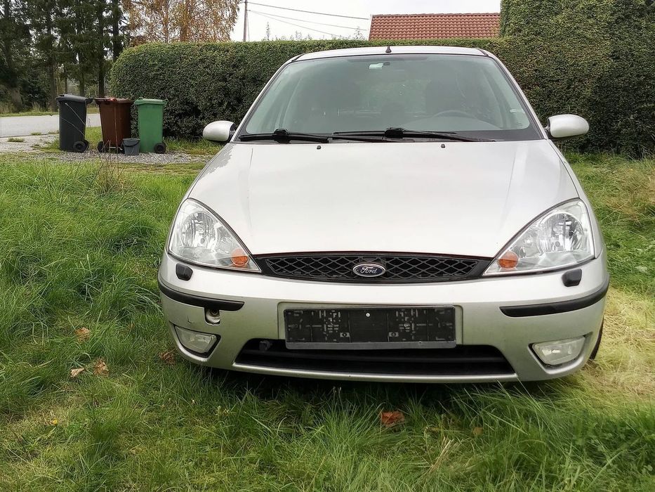 Ford Focus 1.6 Ambiente Aut.