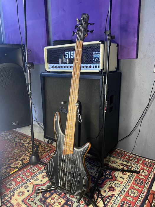 Ibanez SR675    5-струнний бас