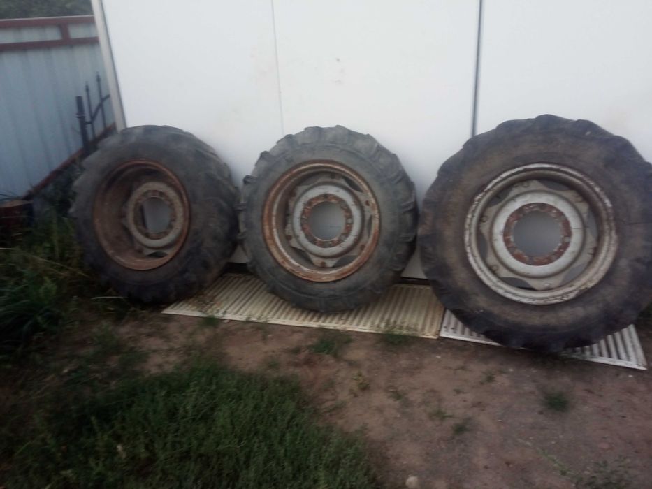Koło koła Deutz John Deere 11,2r24 i 12,4r24 felga felgi international