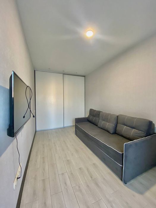 Продам РЕАЛЬНУЮ! квартиру в новострое м. Холодная гора