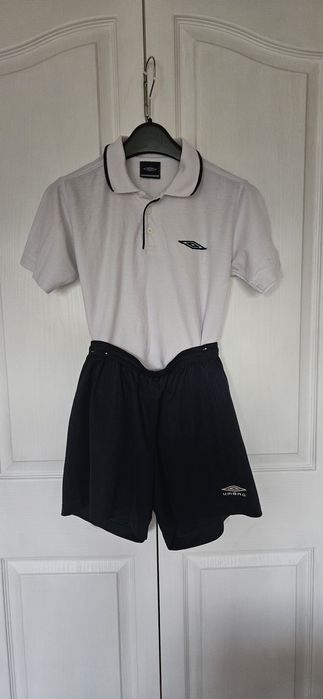 Komplet koszulka,spodenki 146, marka umbro