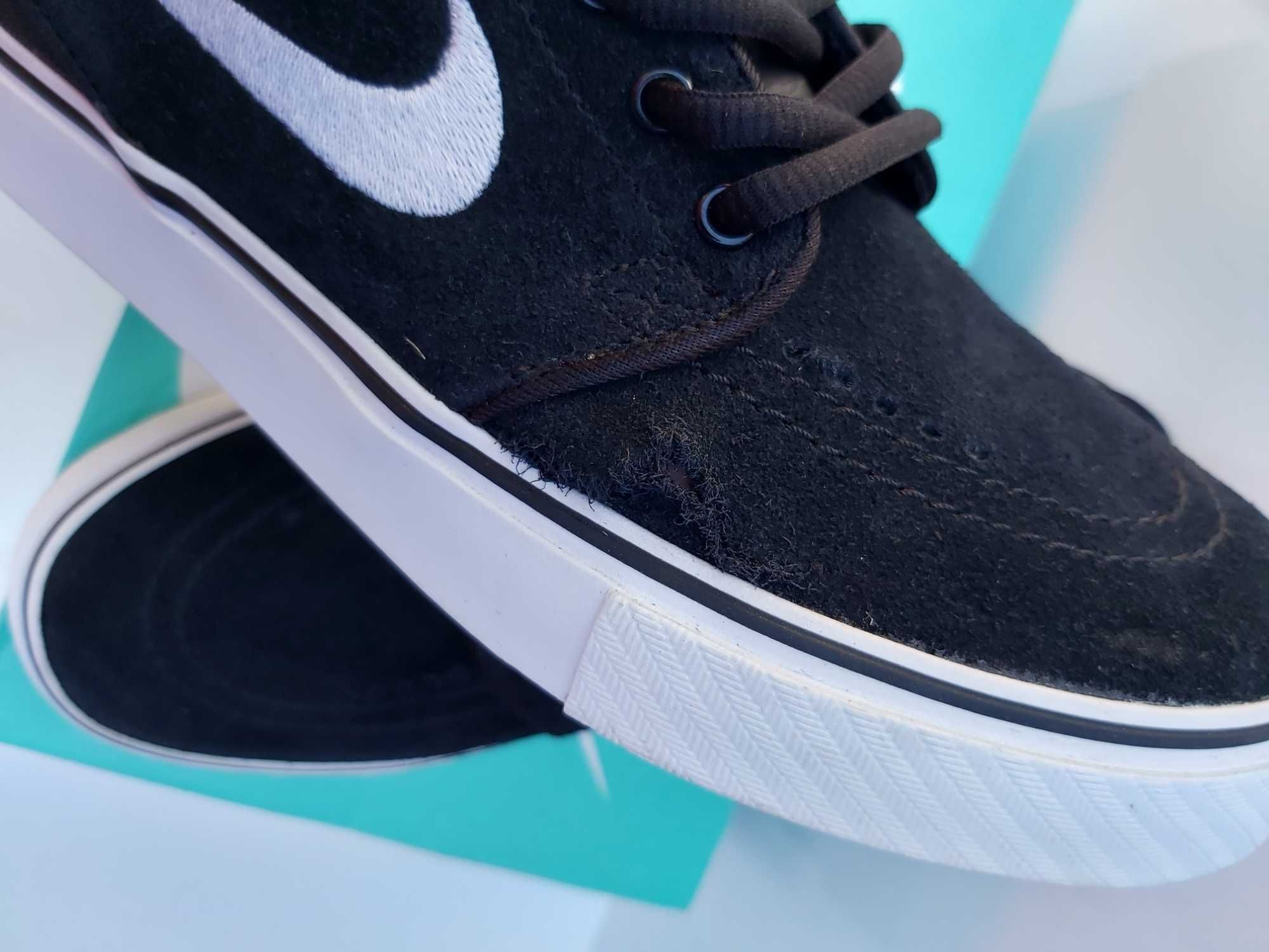 Sportowe sneakersy NIKE Stefan Janoski czarne zamszowe 36