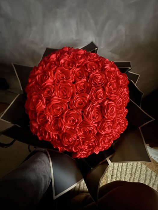 Квіти з атласноі стрічки