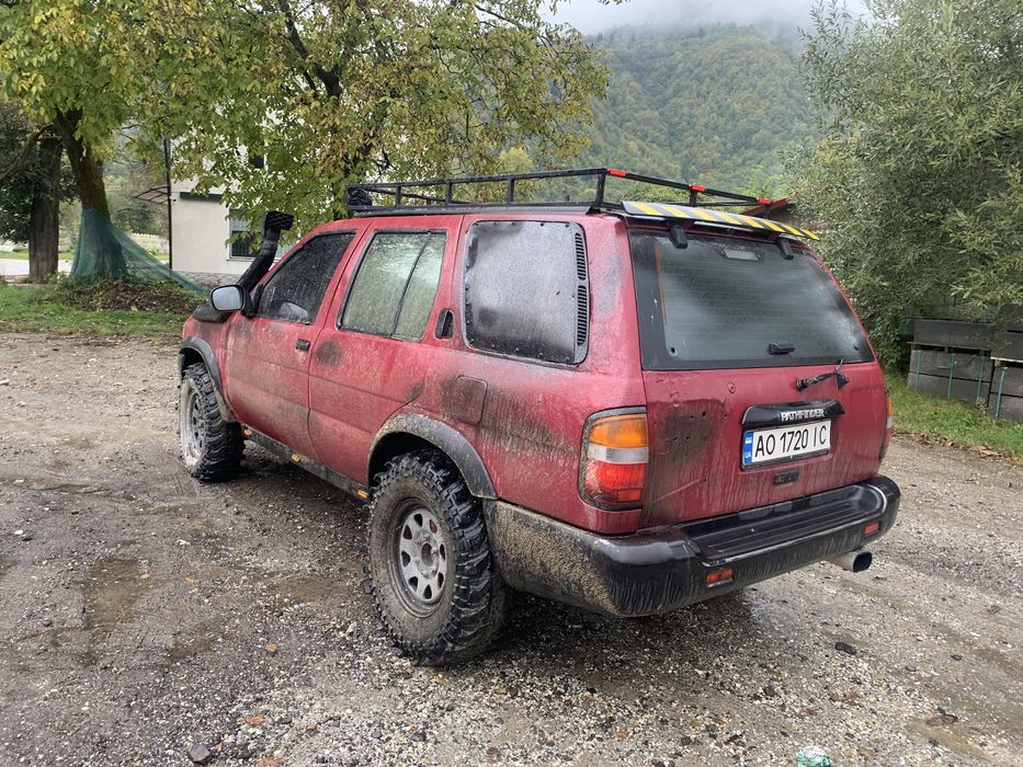 Ніссан пайтфіндер 2.5 тді