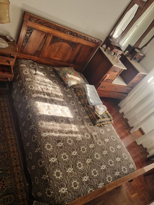 Cama de corpo e meio