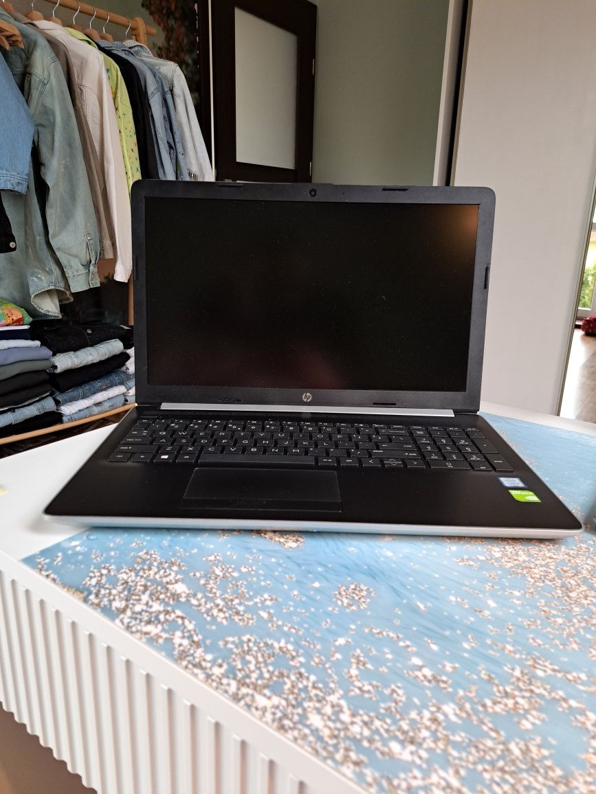 Laptop HP 15 Intel core i5 8th gen nvida geforce Windows 11