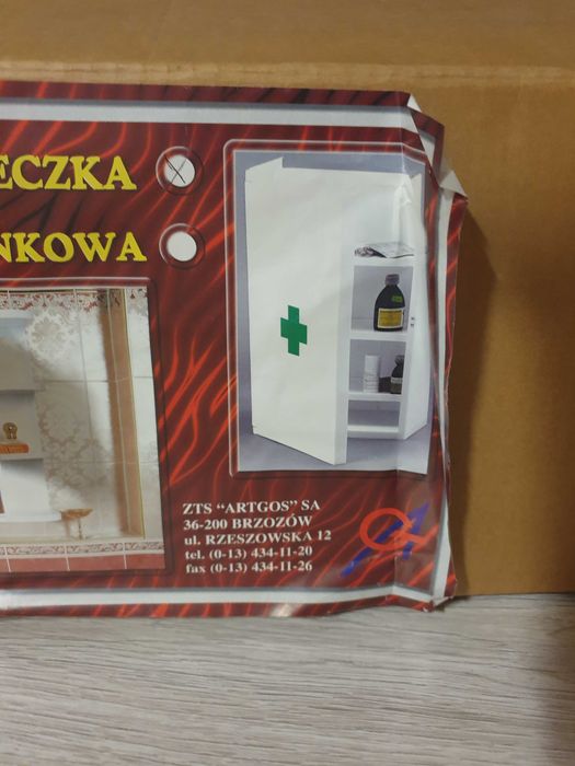 Plastikowa apteczka ścienna łazienkowa do miejsca pracy