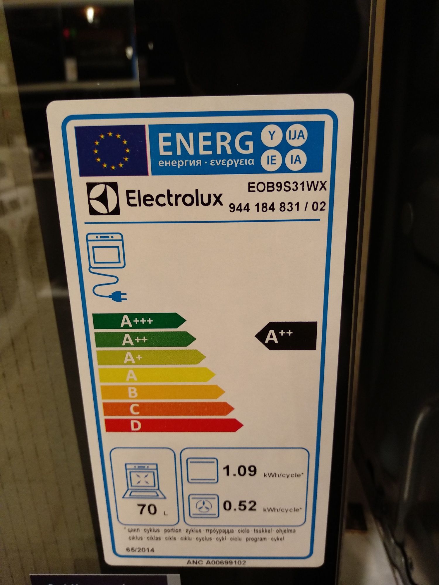 OUTLET Janki ul Wspólna 6 Piekarnik ELECTROLUX EOB9S31WX SteamBoost