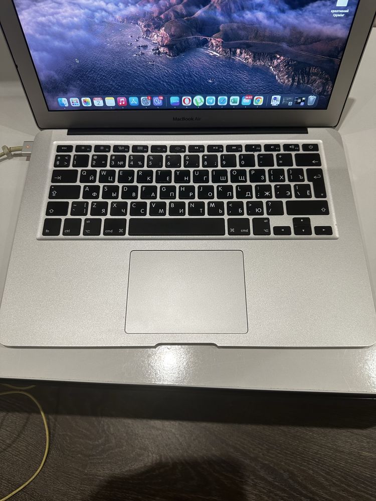 Продам MacBook AIR