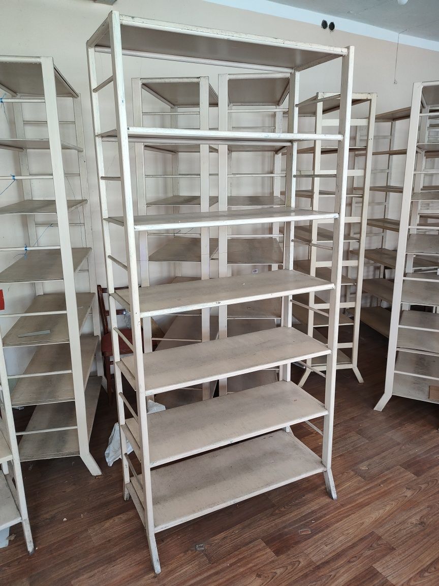 Продам стеллажи металлические