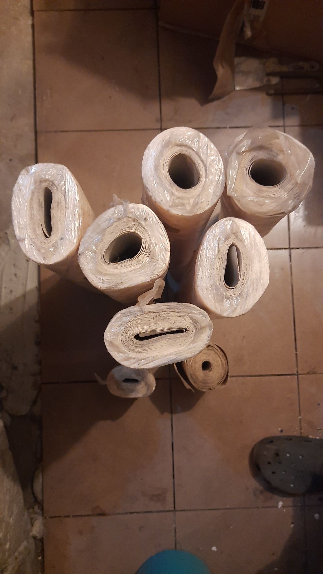 Tapeta strukturalna 6 rolek około 30 m2 żółta