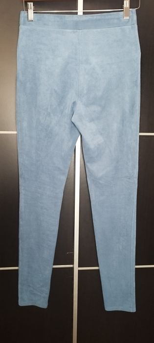 Vendo conjunto de roupa de mulher. +150artigos. Braga.