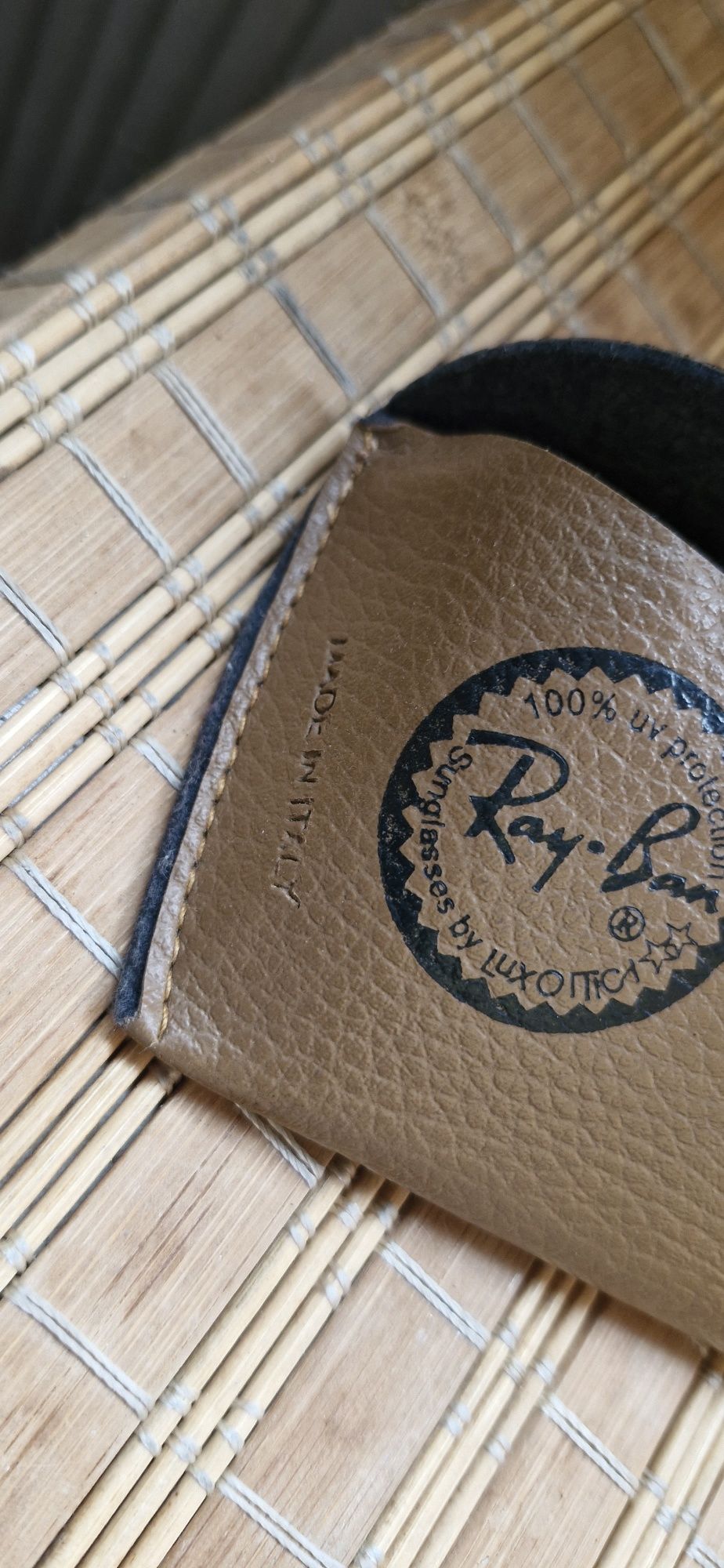 Чехол Ray Ban оригинал.