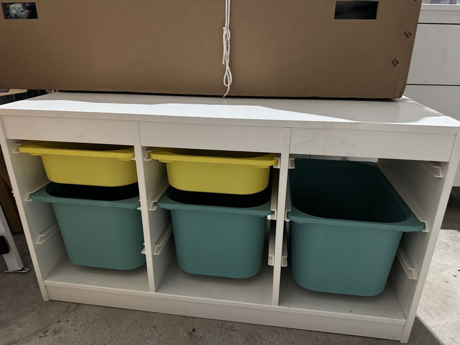 Moveis quarto criança mesa e estante