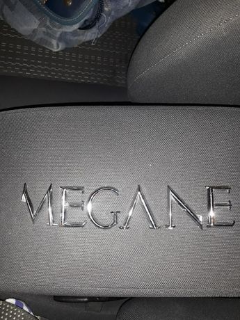 Шильдик, эмблема, надпись Megane для Renault