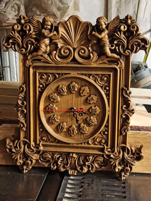 Годинник з дерева