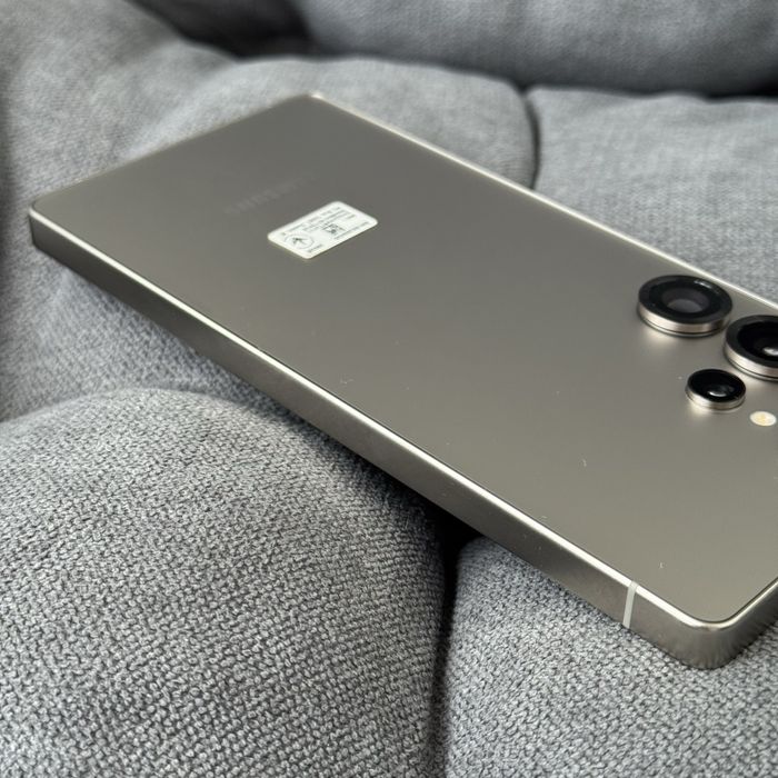 Samsung s25 Ultra 12/256 Официальный