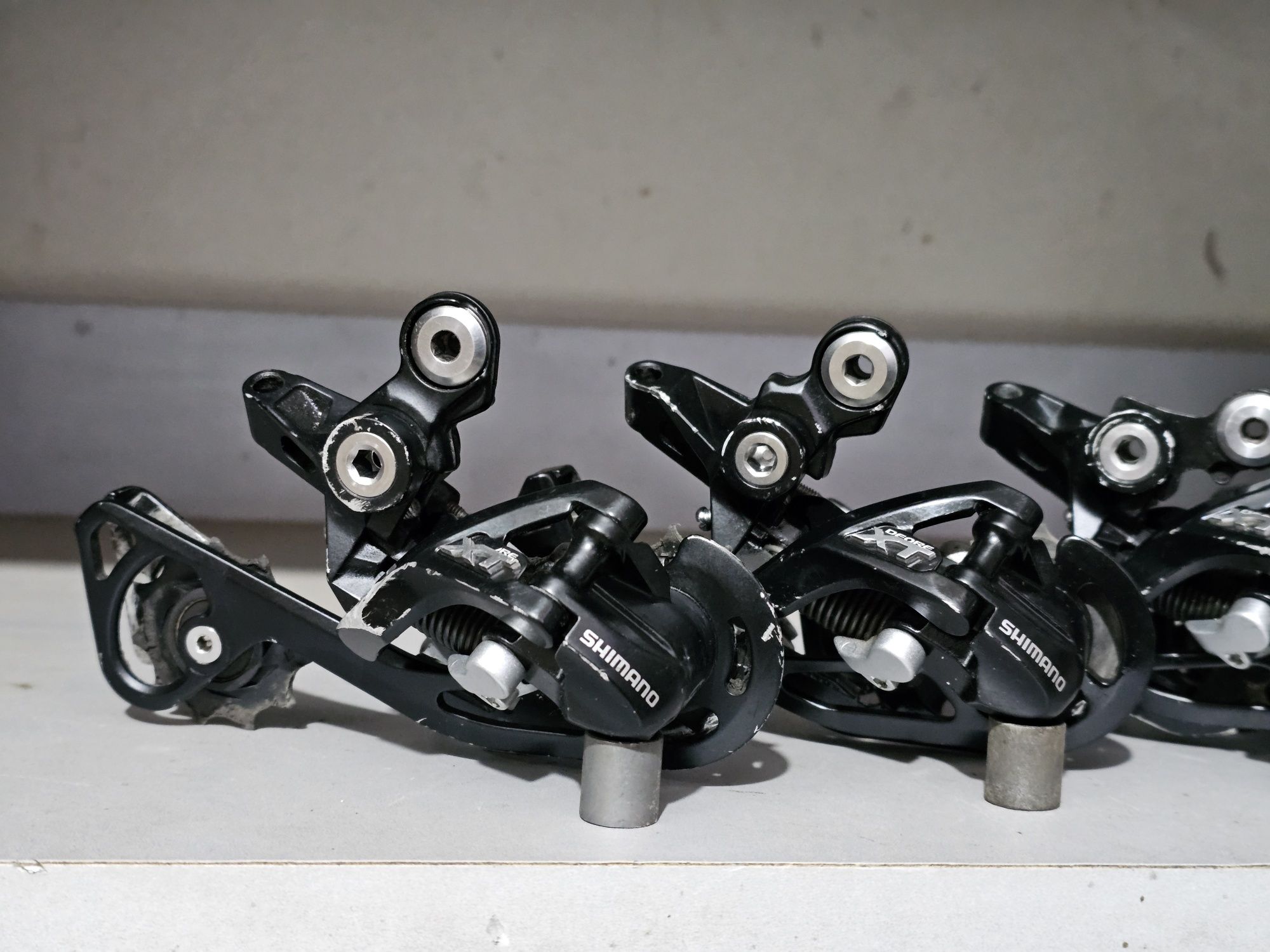 Задній перемикач Shimano Deore xt