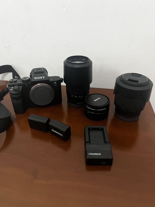 Sony A7II na caixa