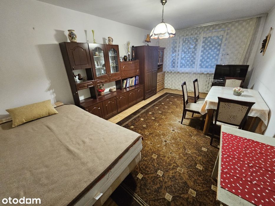 Mieszkanie dwupokojowe do remontu z garażem i miejscem postojowym