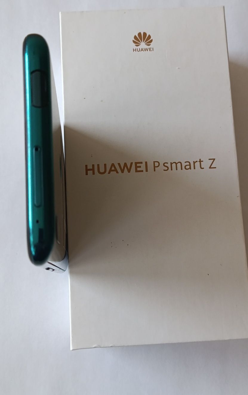 HUAWEI P Smart Z (4/64 ГБ)