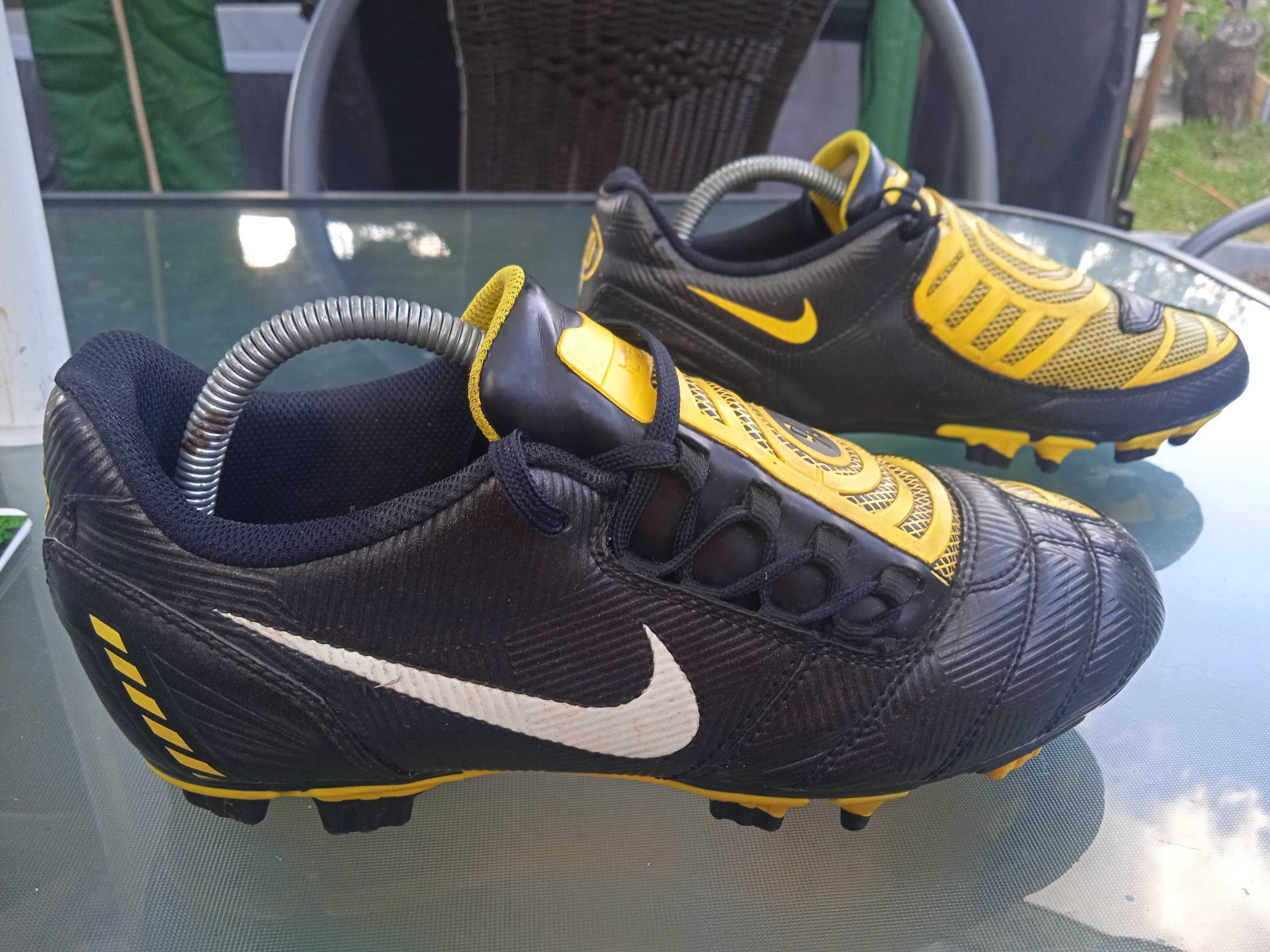 Lanki * NIKE Total 90 Shoot II * rozm 36,5 * ORYGINALNE