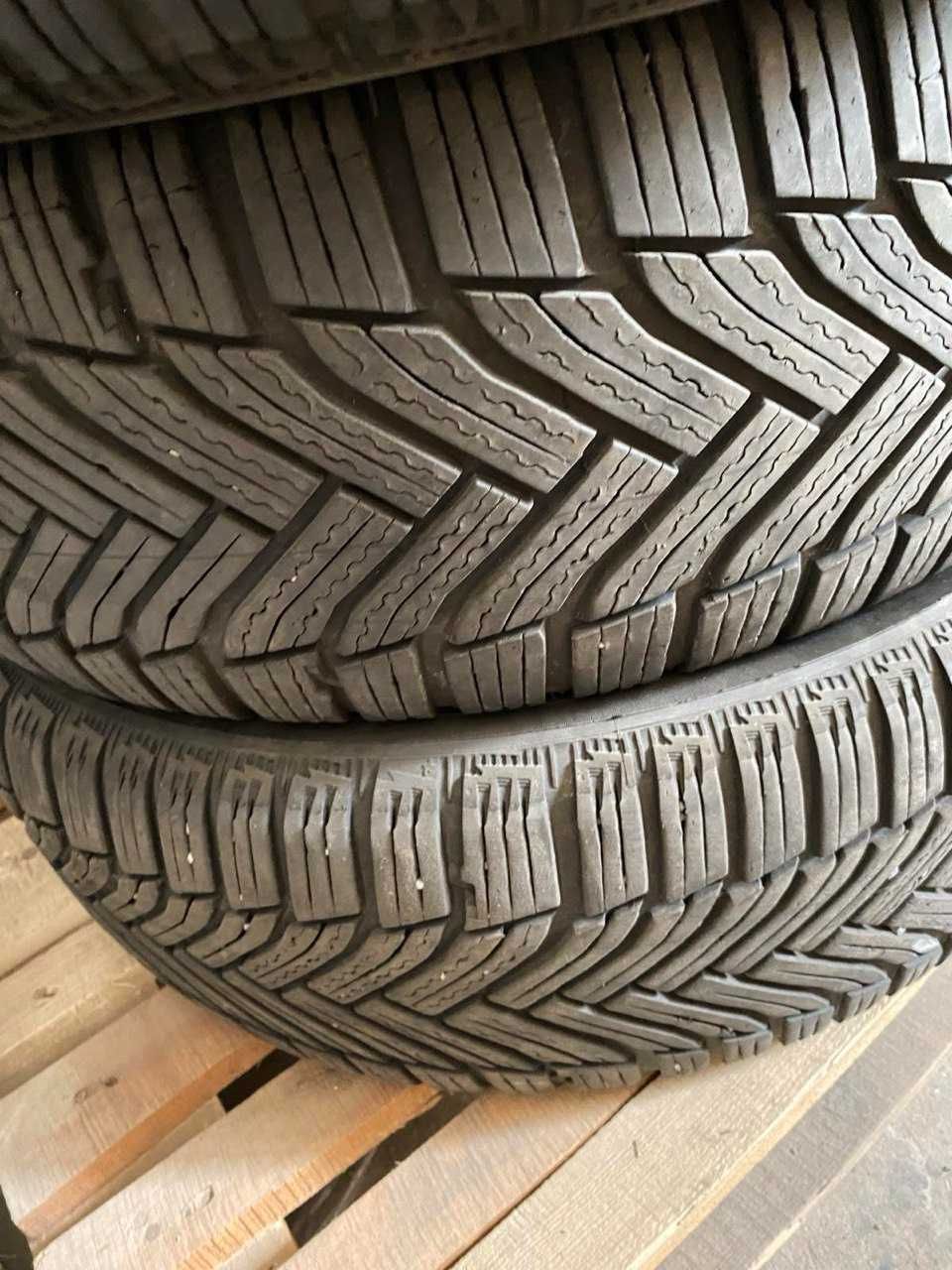 Шины MICHELIN 205/55 R17