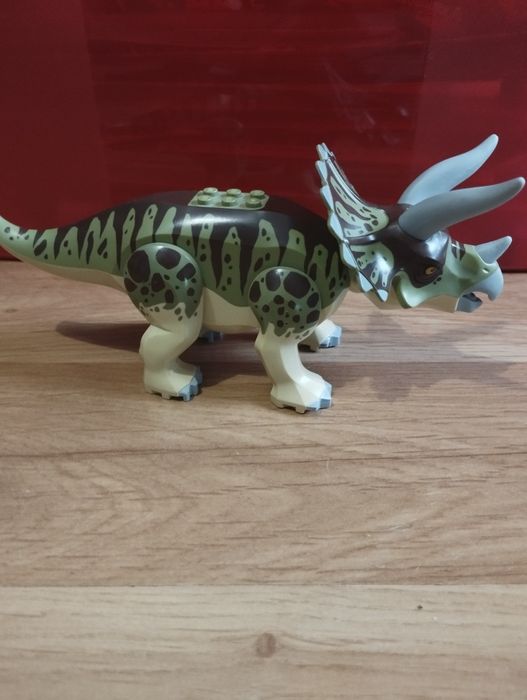 LEGO jurasic zestaw nr 75937