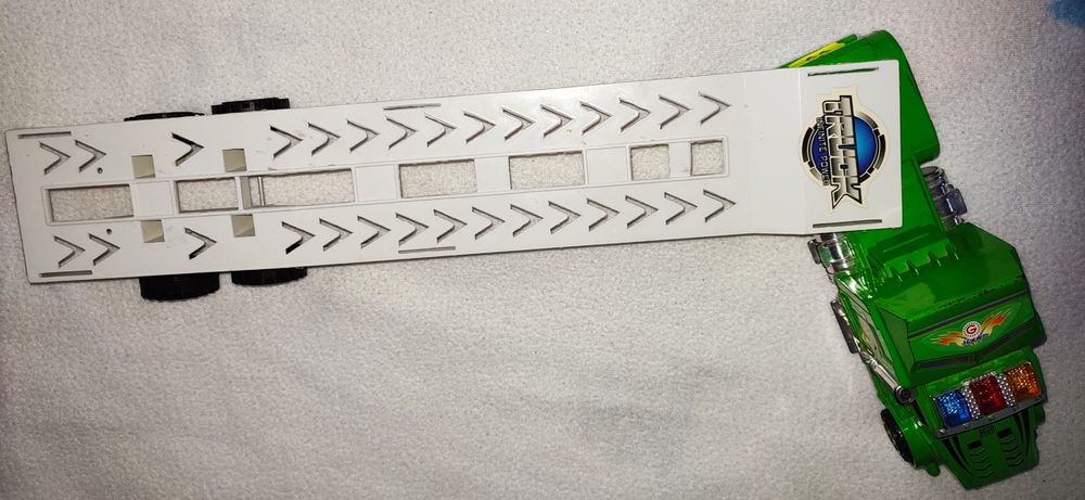 Фура-тягач іграшковий