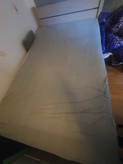 Łóżko drewniane szybko