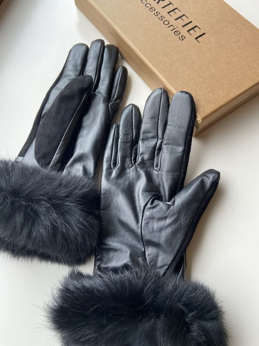 Luvas em pele preta marca cortefiel