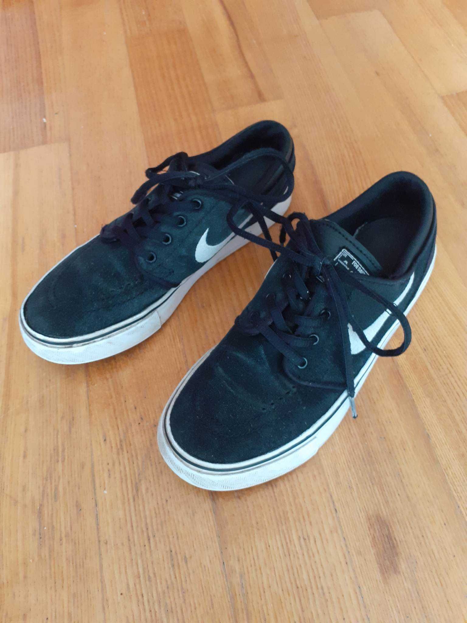 Buty NIKE SB Stefan Janoski Max rozmiar 36 wkładka 23 cm czarne deska